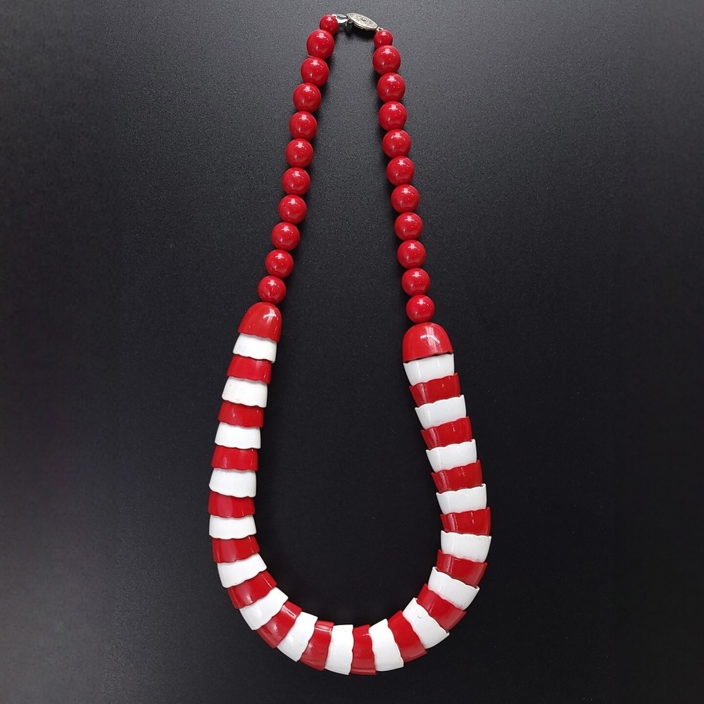 Vintage Red & White Plastic Nesting Bead Necklace Candy Cane 23" 70's Costume
